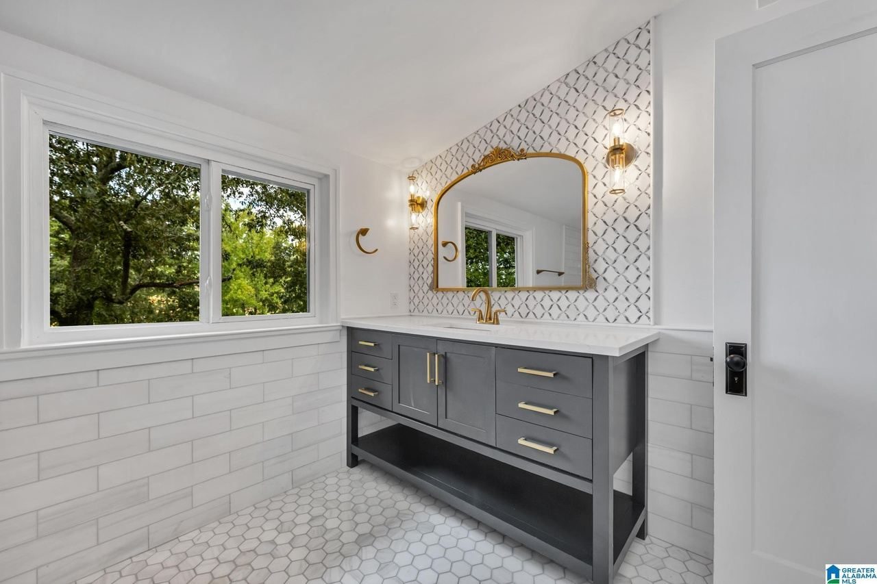 Brea Modern Farmhouse project view 5